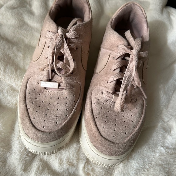 Nike Sage Pink Suede Air Force One 6.5 - Picture 2 of 10